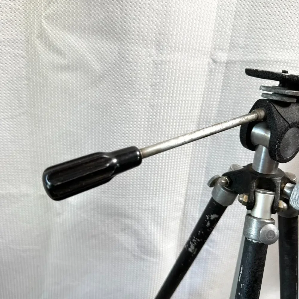Vintage Tripod Graphic Jr. Model 8092 Graflex Aluminum Camera New York EUC